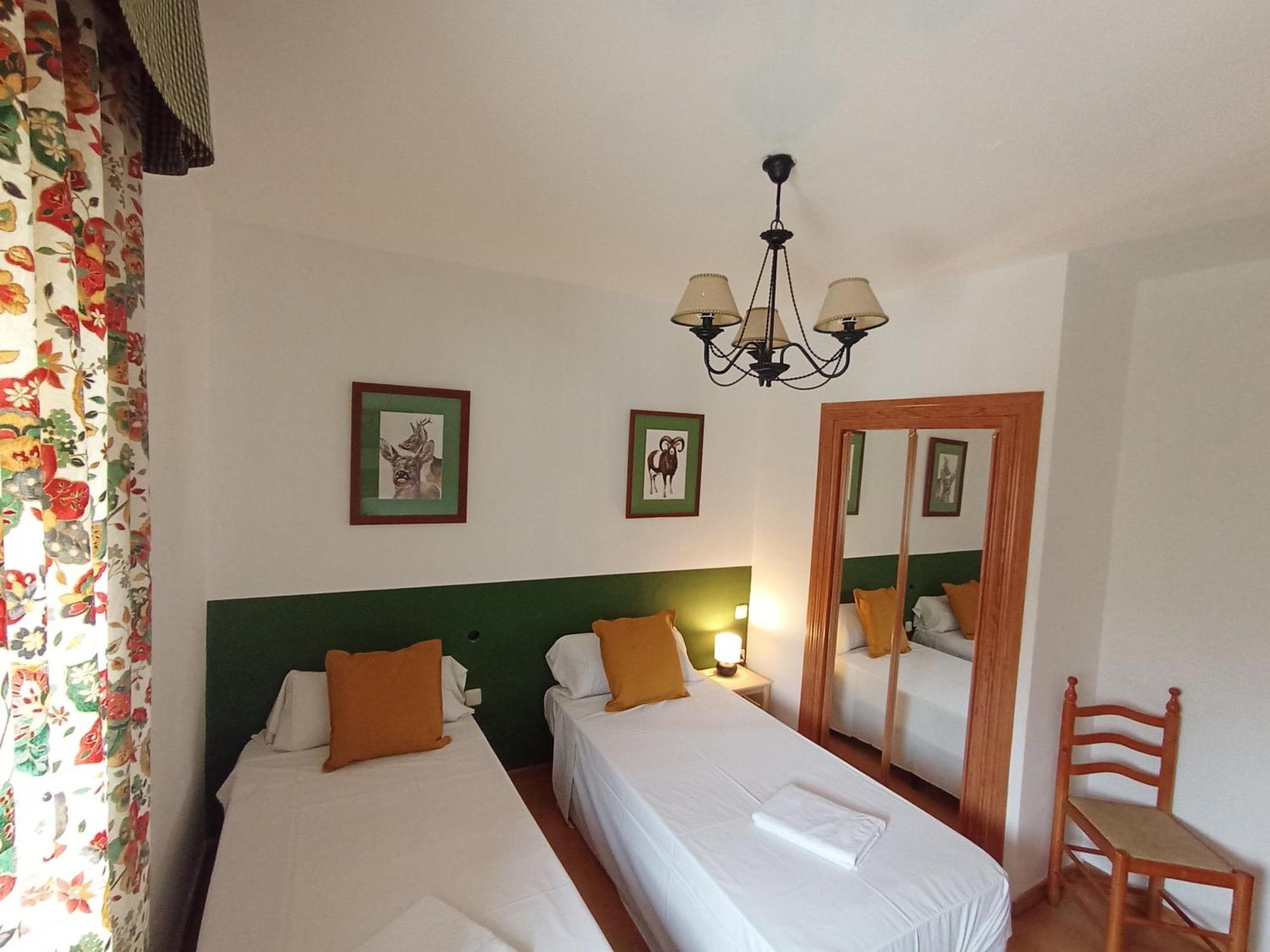 Hostal Rural Alto Tajo Poveda Поведа-де-ла-Сьерра Экстерьер фото