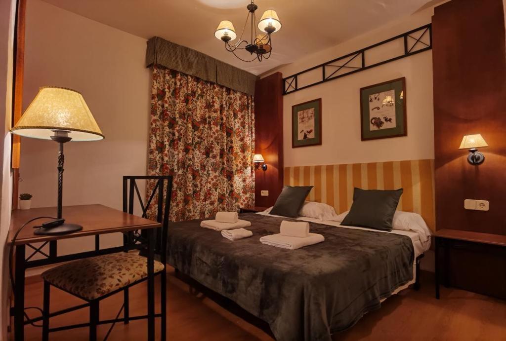 Hostal Rural Alto Tajo Poveda Поведа-де-ла-Сьерра Экстерьер фото