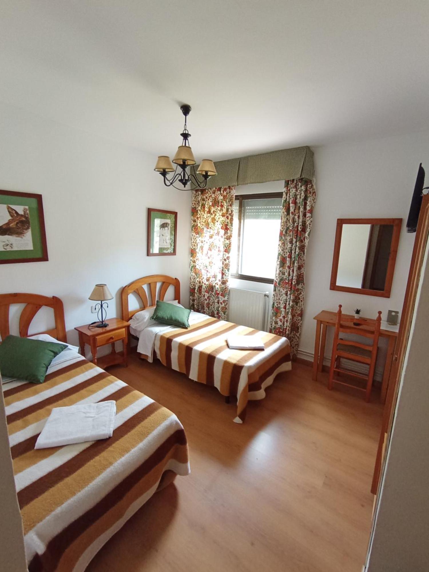Hostal Rural Alto Tajo Poveda Поведа-де-ла-Сьерра Экстерьер фото