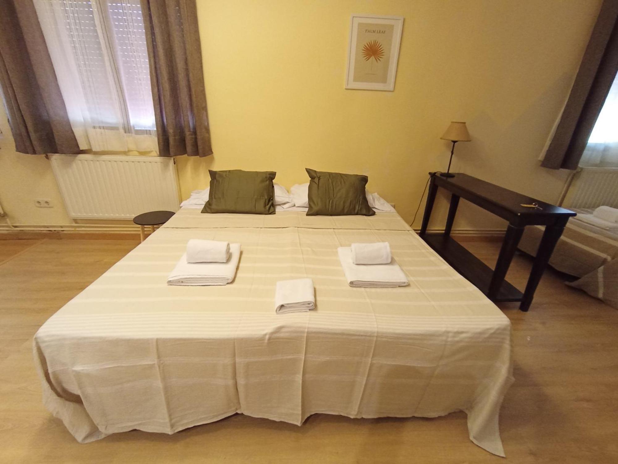Hostal Rural Alto Tajo Poveda Поведа-де-ла-Сьерра Экстерьер фото