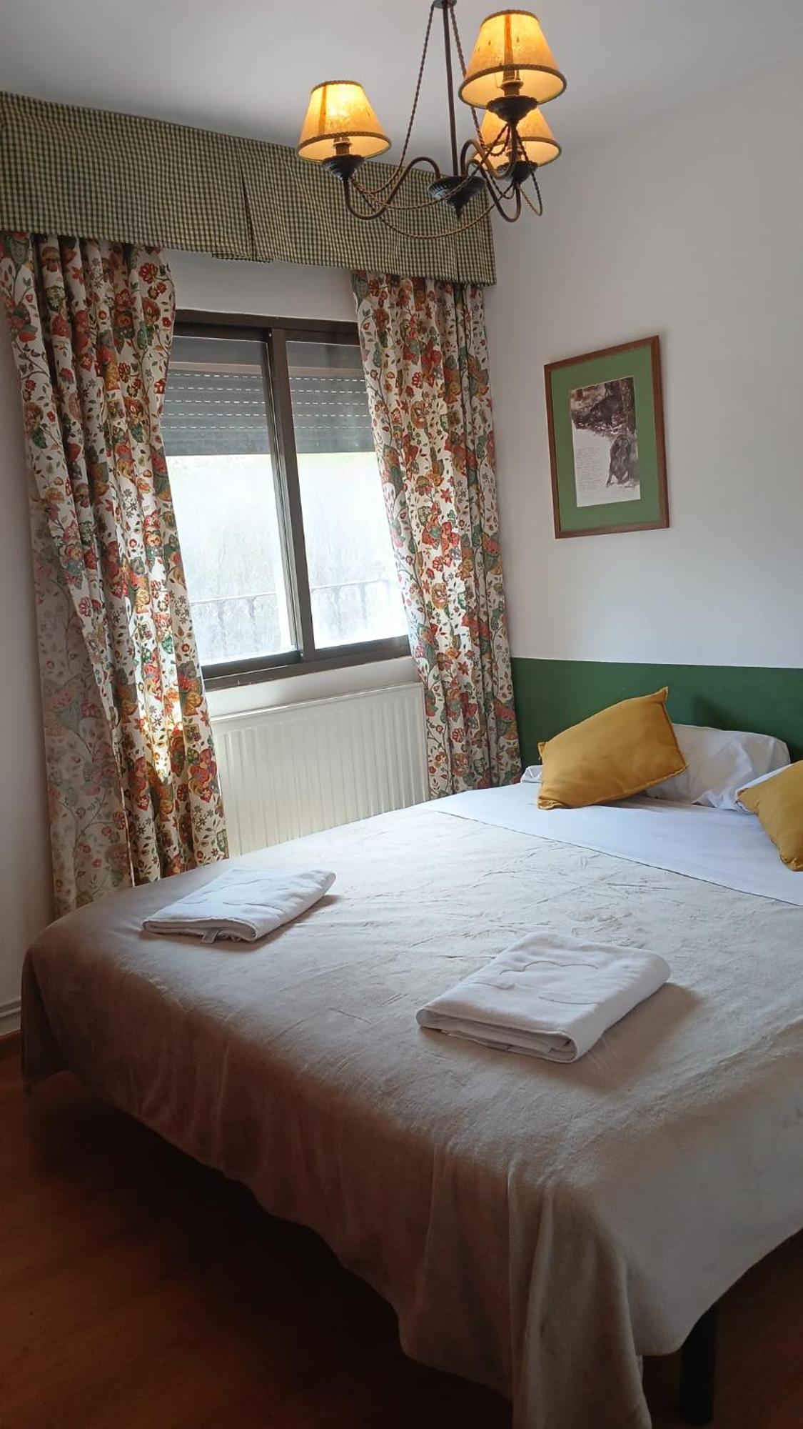 Hostal Rural Alto Tajo Poveda Поведа-де-ла-Сьерра Экстерьер фото